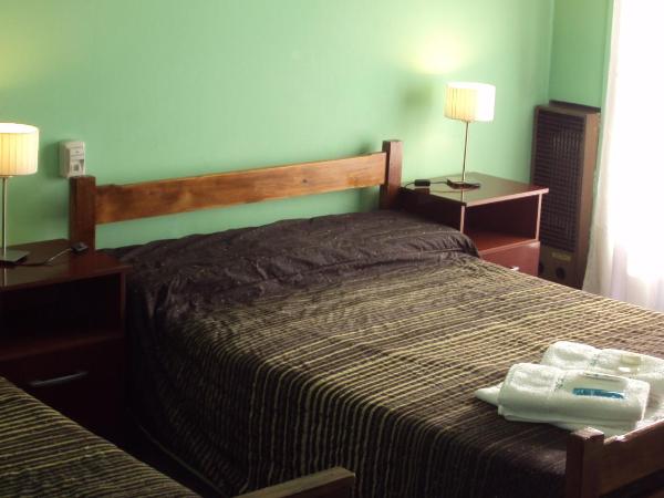 Hotel Aries Palermo : photo 2 de la chambre chambre triple standard