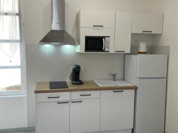 Maison du Cloitre Couvent des Carmes : photo 1 de la chambre studio familial