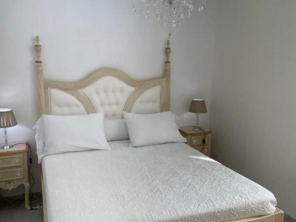 Maison du Cloitre Couvent des Carmes : photo 10 de la chambre studio familial