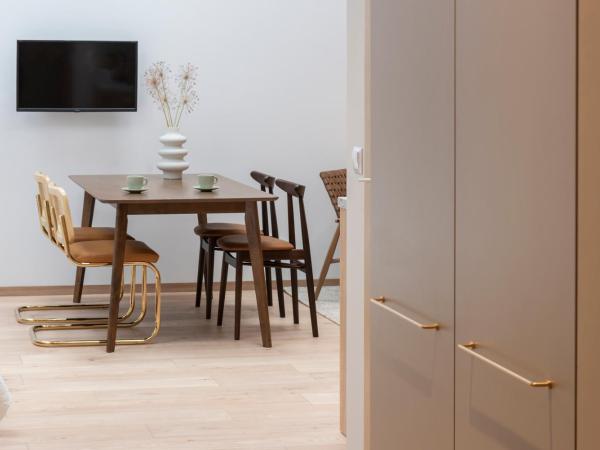 Monciak55 Sopot Apartments : photo 8 de la chambre studio avec canapé-lit