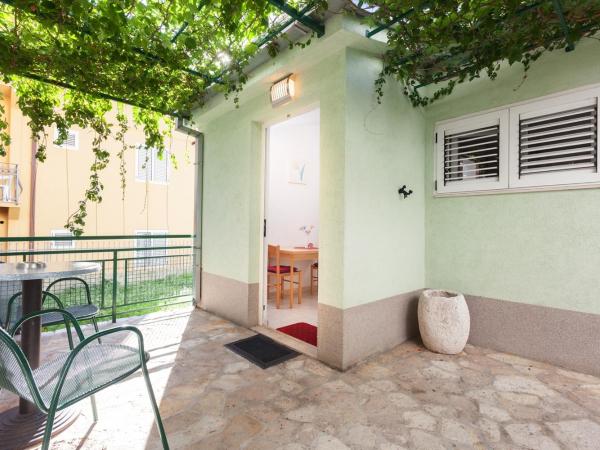 Apartments Marino Gojak : photo 1 de la chambre appartement 1 chambre - rez-de-chaussée