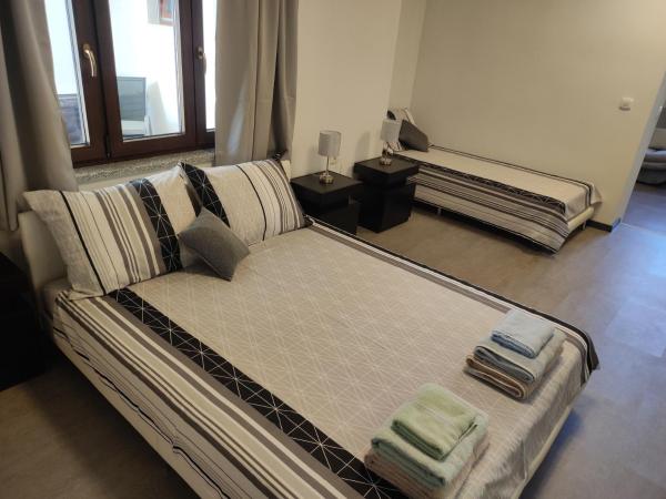 Viktor rooms and apartments : photo 9 de la chambre studio triple standard