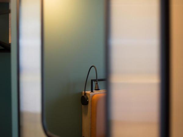 Campanile Saint Brieuc - Centre Gare : photo 10 de la chambre chambre quadruple avec accès sauna