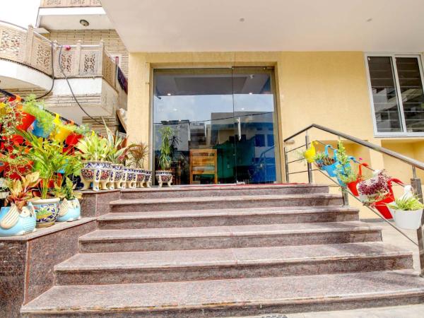 Gems Suites-A Boutique Stay : photo 9 de la chambre chambre lit king-size deluxe