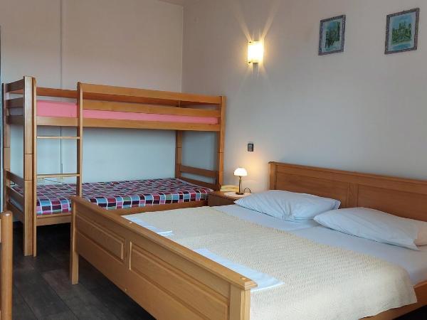 Pansion Klaudija : photo 3 de la chambre chambre triple - vue sur mer