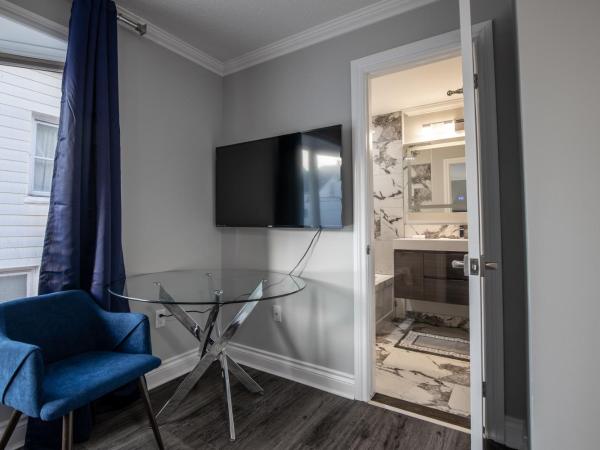 Niagara Luxury Suites : photo 7 de la chambre chambre double deluxe (2 adultes + 1 enfant)