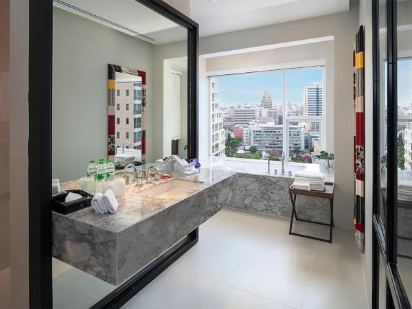 Mode Sathorn Hotel - SHA Extra Plus : photo 5 de la chambre chambre deluxe double ou lits jumeaux