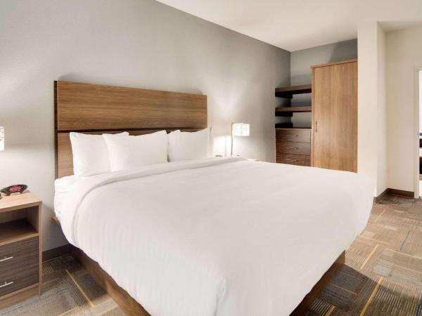 MainStay Suites Dallas Northwest - Irving : photo 3 de la chambre chambre lit king-size