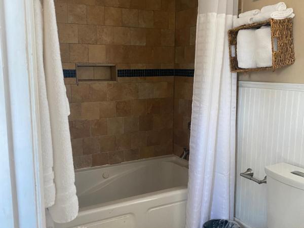 Balcony Guest House : photo 10 de la chambre suite lit queen-size deluxe