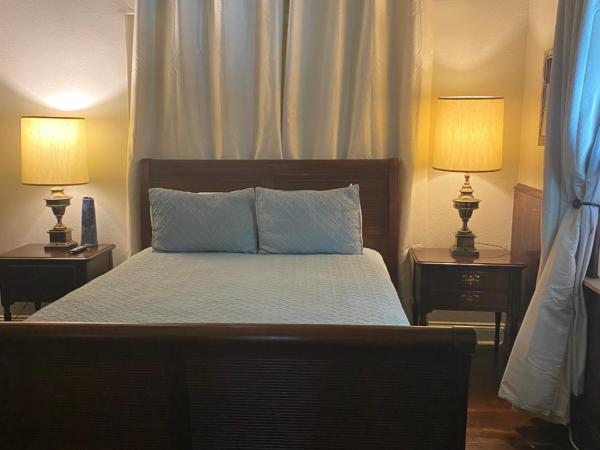 Balcony Guest House : photo 3 de la chambre chambre standard lit queen-size