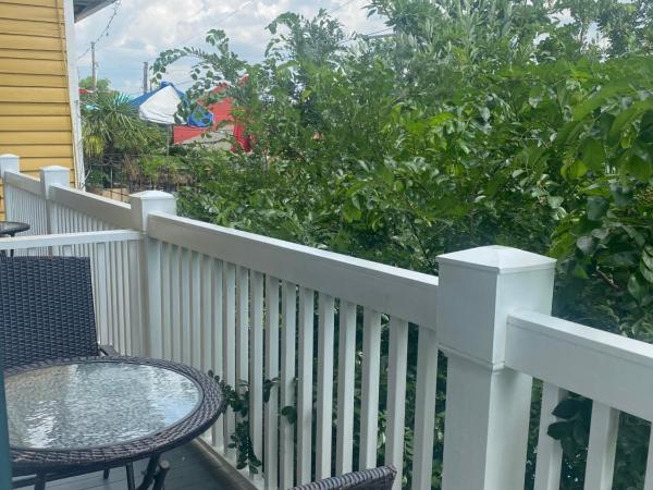 Balcony Guest House : photo 9 de la chambre chambre standard lit queen-size