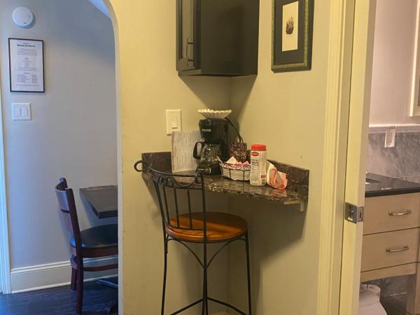 Balcony Guest House : photo 4 de la chambre suite avec terrasse