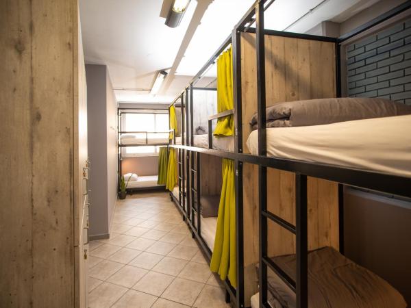 Bedway Athens Hostel : photo 7 de la chambre lit simple dans dortoir pour femmes