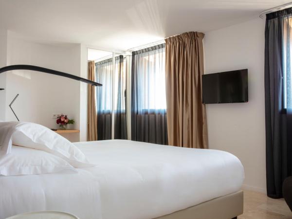 Hotel Alcyon : photo 1 de la chambre chambre double deluxe