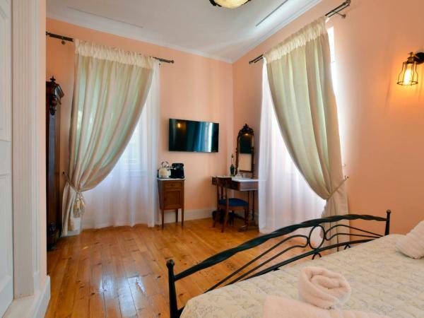 History House : photo 8 de la chambre chambre double deluxe avec douche