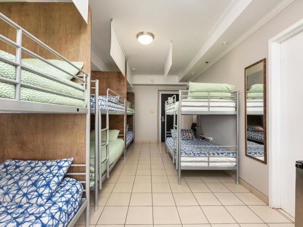 Samesun Montreal Hotel & Hostel : photo 2 de la chambre lit simple dans dortoir pour femmes