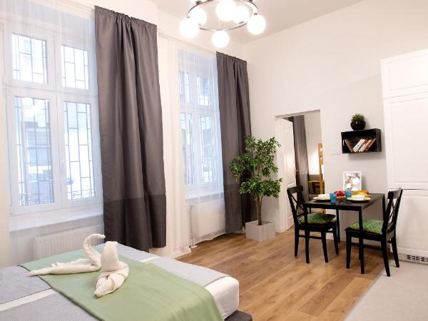 Friends Hostel & Apartments : photo 5 de la chambre appartement