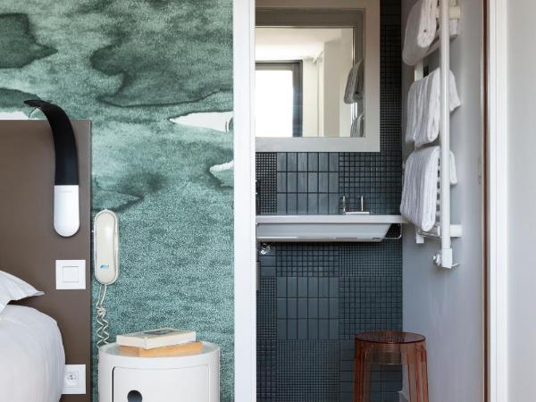 Hotel Alcyon : photo 5 de la chambre chambre deluxe - vue partielle sur mer (1er Étage)