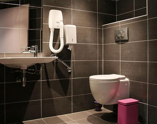 Oops! Latin quarter by Hiphophostels : photo 3 de la chambre lit dans dortoir pour femmes de 4 lits