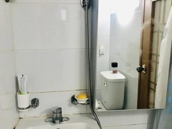 Yeon Dang Guesthouse : photo 4 de la chambre chambre double avec salle de bains privative