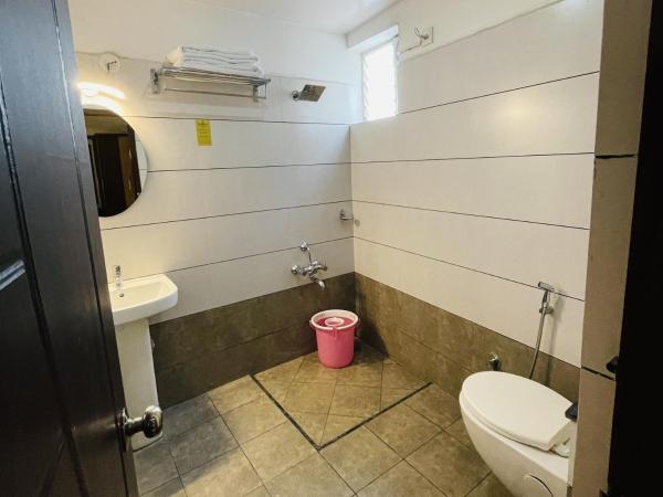 The Porch Inn Hotel/Service Apartments : photo 6 de la chambre chambre double supérieure