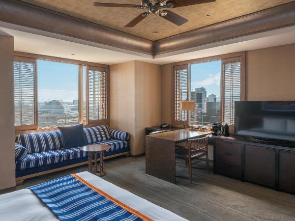 ORIENTAL HOTEL : photo 1 de la chambre deluxe king corner room - harbour side with complimentary minibar