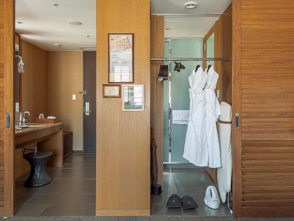 ORIENTAL HOTEL : photo 4 de la chambre deluxe king corner room - harbour side with complimentary minibar