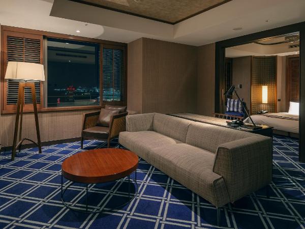 ORIENTAL HOTEL : photo 1 de la chambre king junior suite on higher floor with complimentary minibar