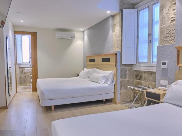 Hotel Praza Quintana : photo 3 de la chambre chambre quadruple