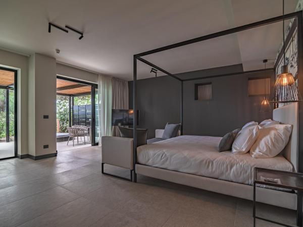 Bellevue Hotel & Resort : photo 1 de la chambre suite deluxe avec baignoire spa