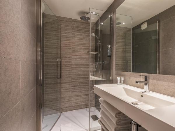 Chalet Hôtel Le Prieuré & Spa : photo 4 de la chambre suite familiale