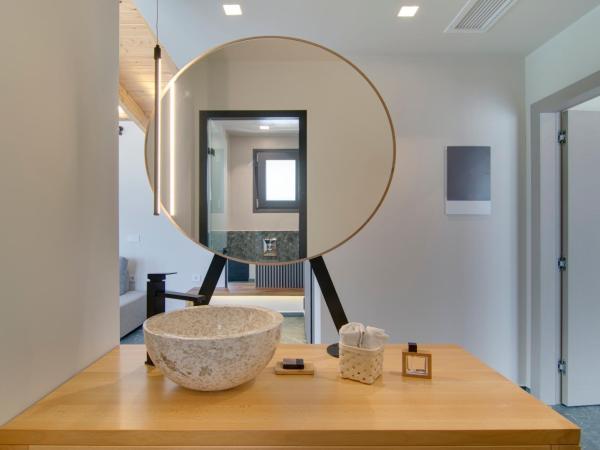 Selin Luxury Residences : photo 4 de la chambre penthouse apartment with outdoor hot tub