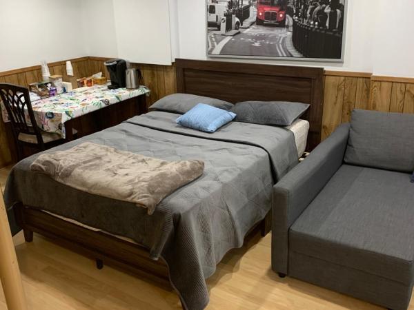 BIG Oasis Studio near Airport YYZ : photo 6 de la chambre studio