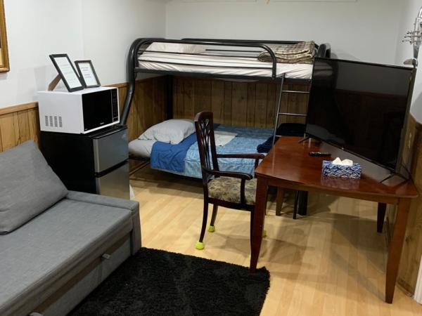 BIG Oasis Studio near Airport YYZ : photo 5 de la chambre studio