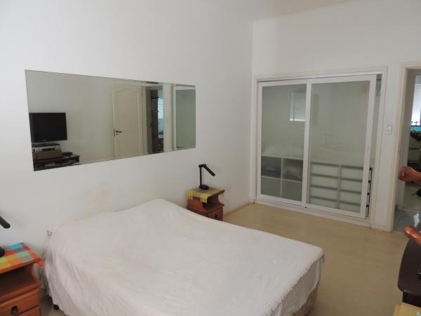 Ipanema Copa Hostel : photo 2 de la chambre chambre double avec salle de bains