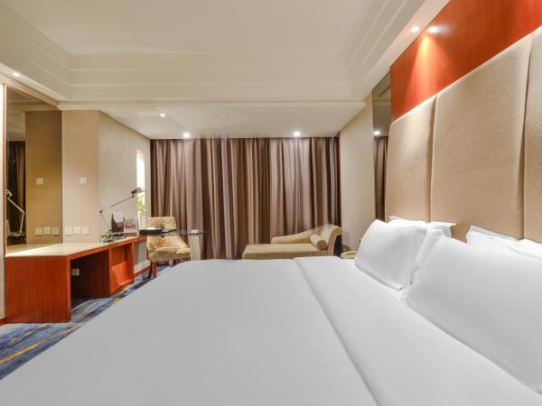 Bayshore Hotel Dalian : photo 1 de la chambre chambre double deluxe - vue sur jardin