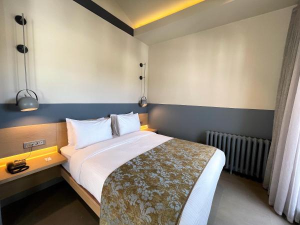 Nevv Bosphorus Hotel & Suites : photo 3 de la chambre chambre lit queen-size - vue sur mer