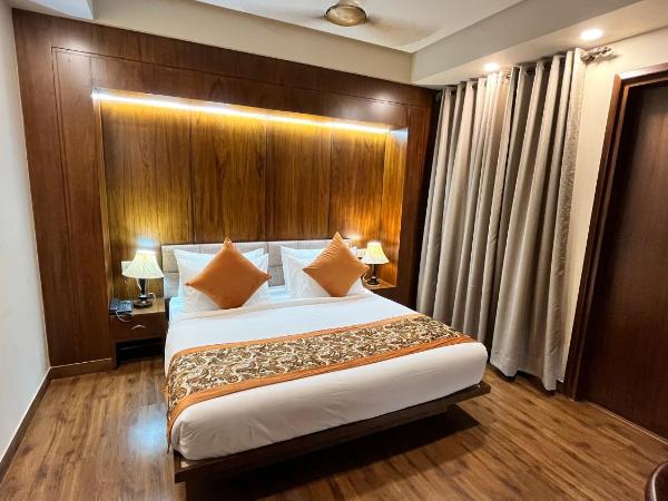 IP Royal Hotel - Couple Friendly Near Yamuna Sports Complex, Karkardooma New Delhi : photo 3 de la chambre chambre double Économique