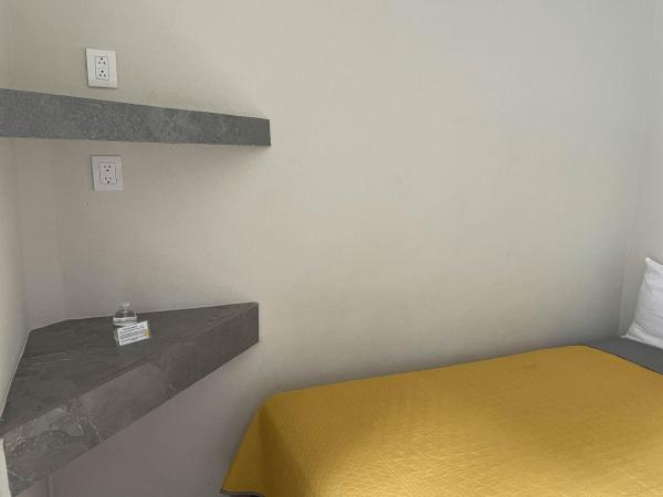 Hotel Allende Morelia : photo 5 de la chambre chambre double Économique