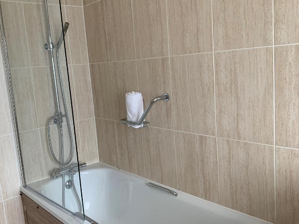 Cumberland Hotel - OCEANA COLLECTION : photo 6 de la chambre chambre familiale avec 4 balcons - côté océan