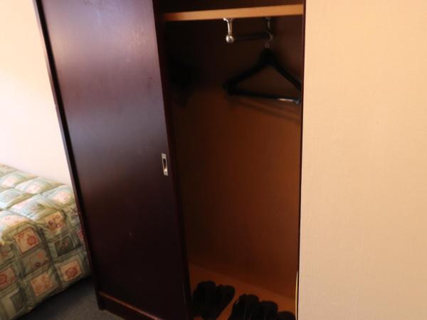 Tokyo Inn : photo 4 de la chambre chambre lits jumeaux - fumeurs