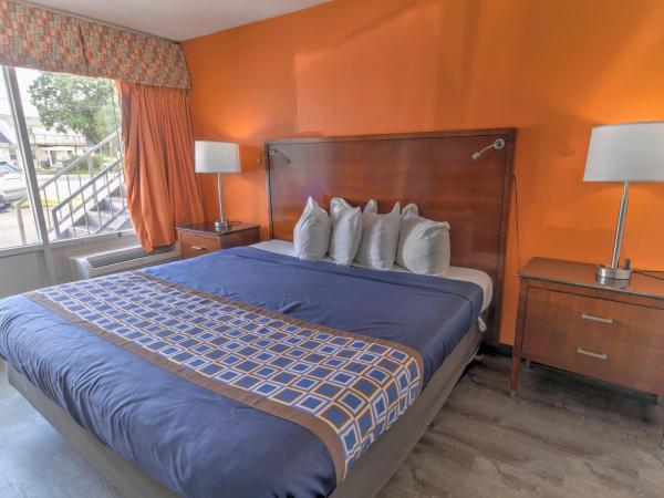 White Marlin Inn - Virginia Beach : photo 1 de la chambre chambre lit king-size standard - non-fumeurs 