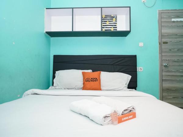 KoolKost near Universitas BINUS Anggrek : photo 4 de la chambre chambre double deluxe