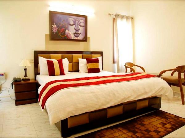 Maplewood Guest House, Neeti Bagh, New Delhiit is a Boutiqu Guest House - room 6 : photo 4 de la chambre  chambre triple