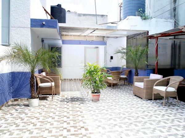 Maplewood Guest House, Neeti Bagh, New Delhiit is a Boutiqu Guest House - room 6 : photo 7 de la chambre  chambre triple