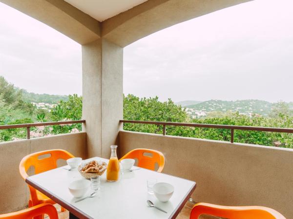 Village Vacances Le Parc Des Chênes (by Popinns) : photo 2 de la chambre appartement supérieur (5 personnes)