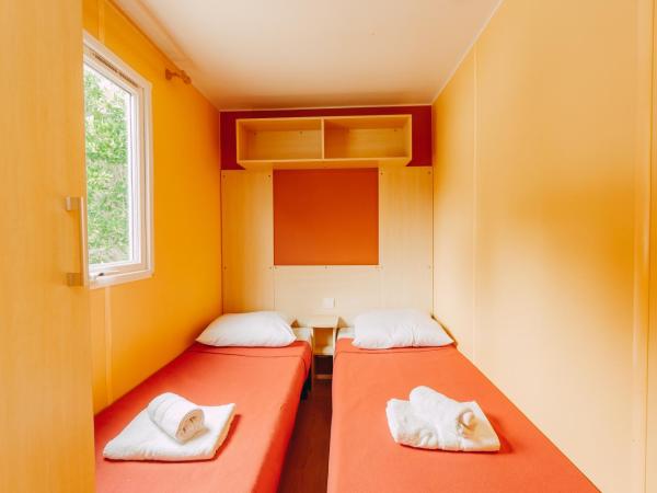 Village Vacances Le Parc Des Chênes (by Popinns) : photo 2 de la chambre mobile home