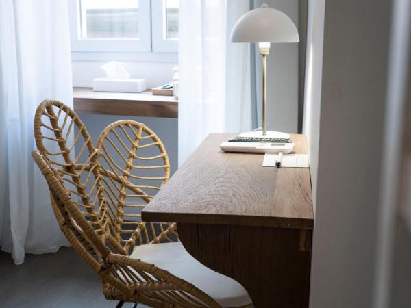 Monsieur Miot Concept Hotel - Bastia centre : photo 6 de la chambre chambre triple classique