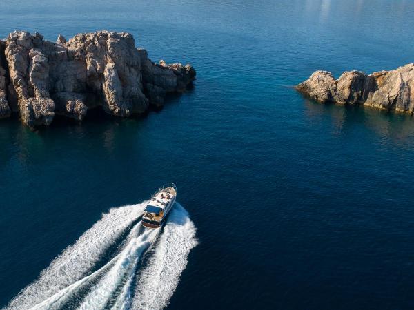 Hotel More : photo 1 de la chambre offre spéciale - chambre supérieure avec balcon et excursion en bateau privé d'une demi-journée - vue sur mer