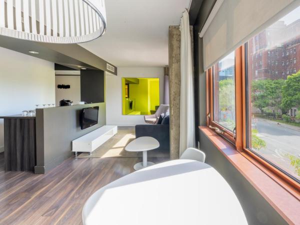 Hotel Zero 1 Montreal : photo 5 de la chambre suite 2 chambres lit queen-size